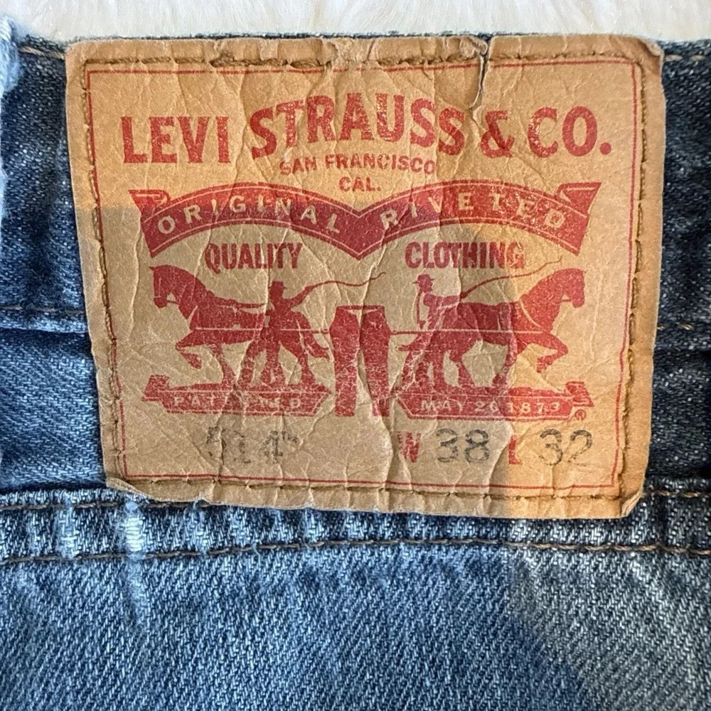 Levi's Men's 514 Straight Motion Jean Compass 32x32 Distressed Cowboy Workpants